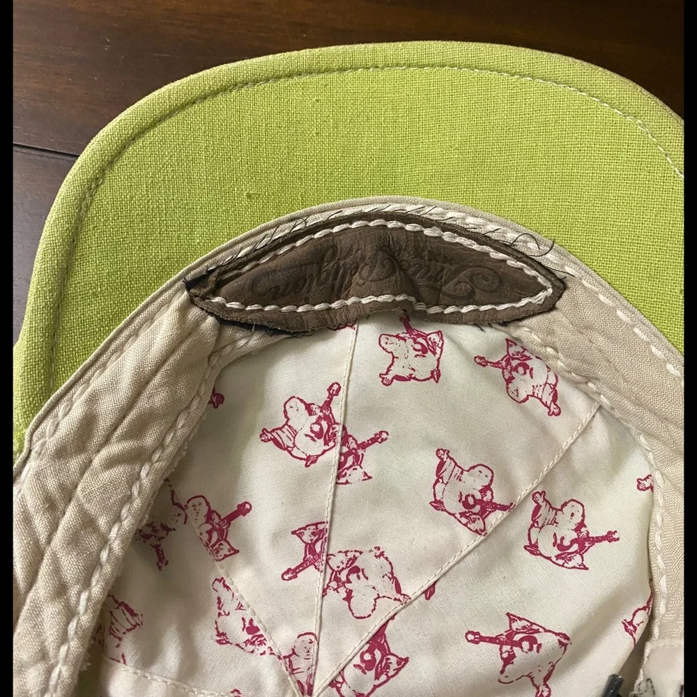 True Religion Rare Driving Hat Size OS.